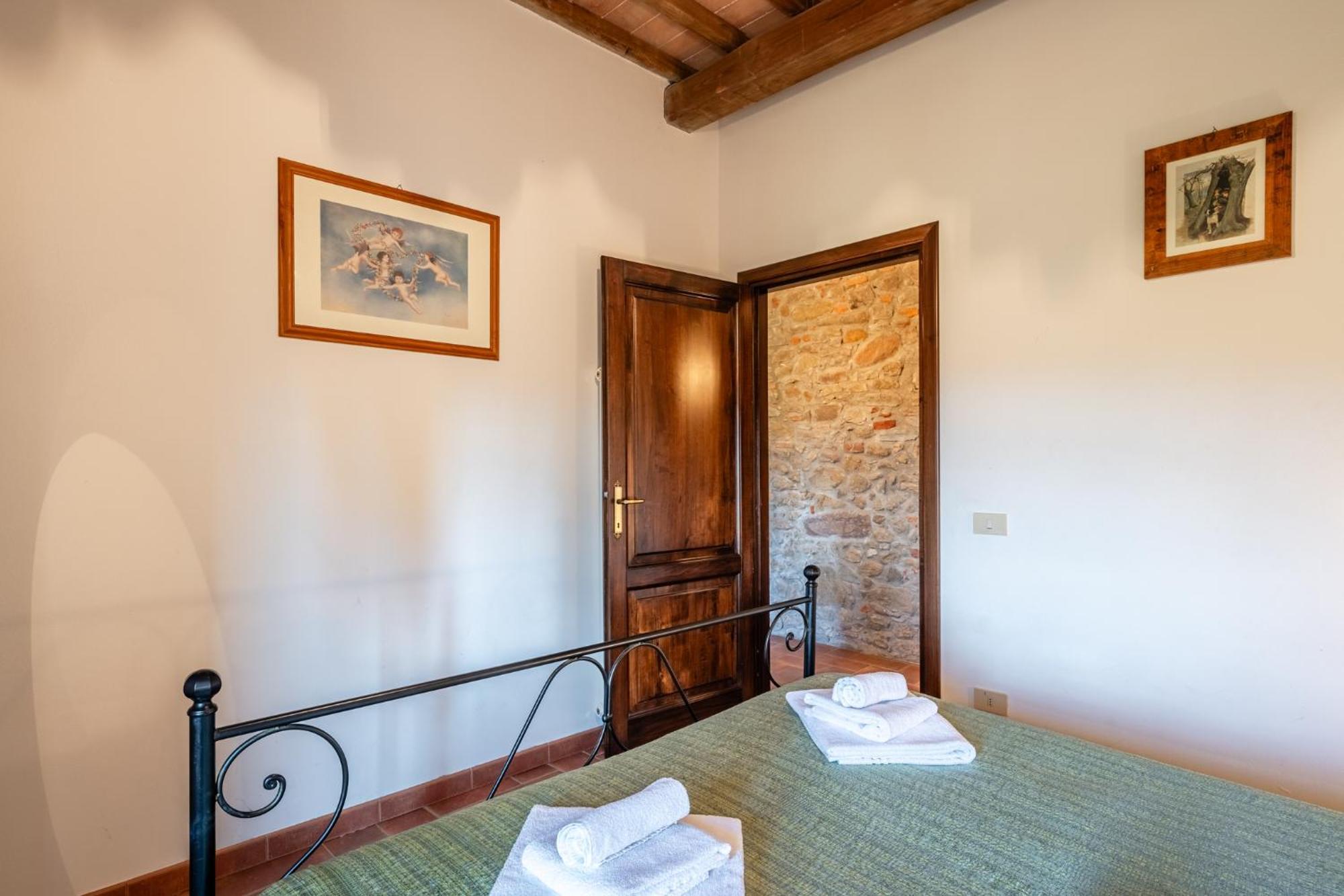 Agriturismo Fadanelli - Le Rondini Villa Lamporecchio Luaran gambar